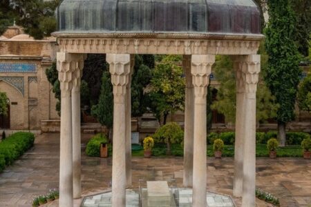 حافظ خوانی استاندار هرمزگان در آستانه روز بزرگداشت حافظ