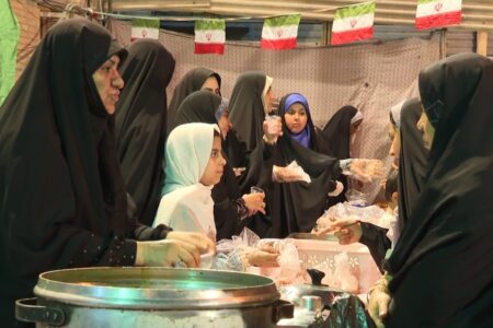 کمک بانوان هرمزگانی به مردم جنگ زده لبنان