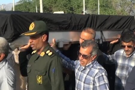 برگزاری مراسم تشییع و خاکسپاری مادر شهیدان روشی در رودان