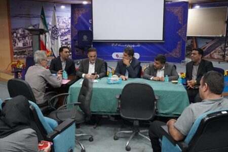 برگزاری ملاقات مردمی با حضور اعضای شورای شهر بندرعباس و معاون شهردار
