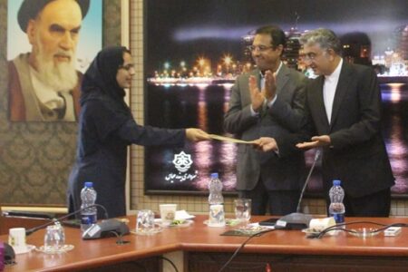تجلیل از آموزشگران طرح تپش به پاس همراهی در اجرای طرح تفکیک پسماند خشک از مبدأ در بندرعباس